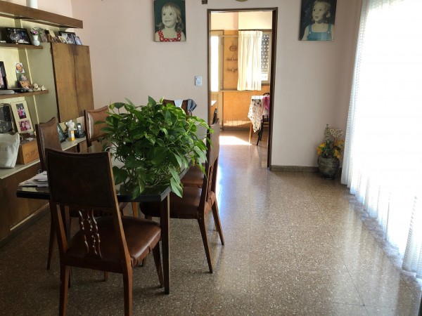 CASA 4 AMB GARAGE DOBLE Y PATIO