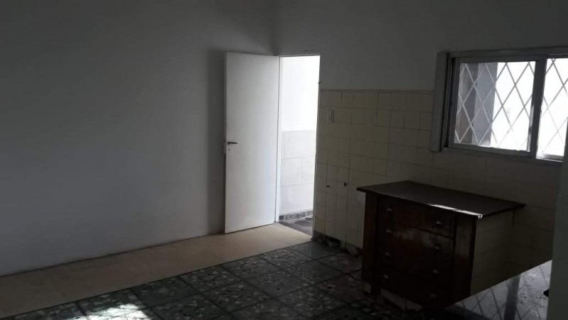 ALQUILER CASA PH 4 AMBIENTES CON PATIO GRANDE QUILMES