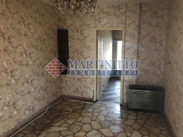 ALQUILER CASA 4 AMBIENTES CON PATIO AMPLIO EN PRIMER PISO QUILMES